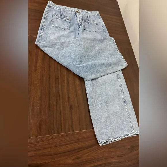 Old Navy Jeans Womens Size 12 High Rise Baggy Wide Leg Drapey Denim - Picture 6 of 7